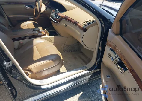 2008 Mercedes-Benz S 550 из США, поврежденный, VIN WDDNG71X18A198394